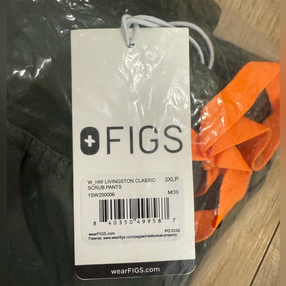 Figs Classic Scrub Pants - Olive and Orange